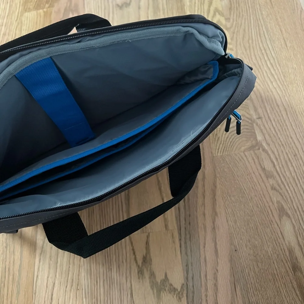 DELL Chromebook Latitude Precision Venue Series 15.6